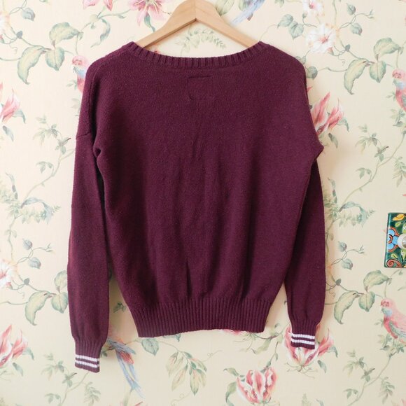 🌳🍃  *Price firm* 🦌  Abercrombie & Fitch Vintage Letter A Varsity Sweater - Picture 6 of 13